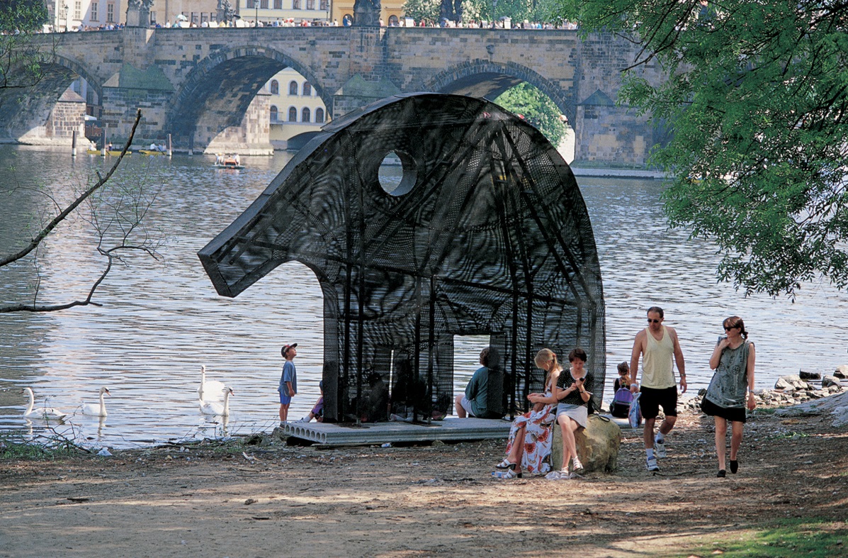 nadim karam sculpture in prague