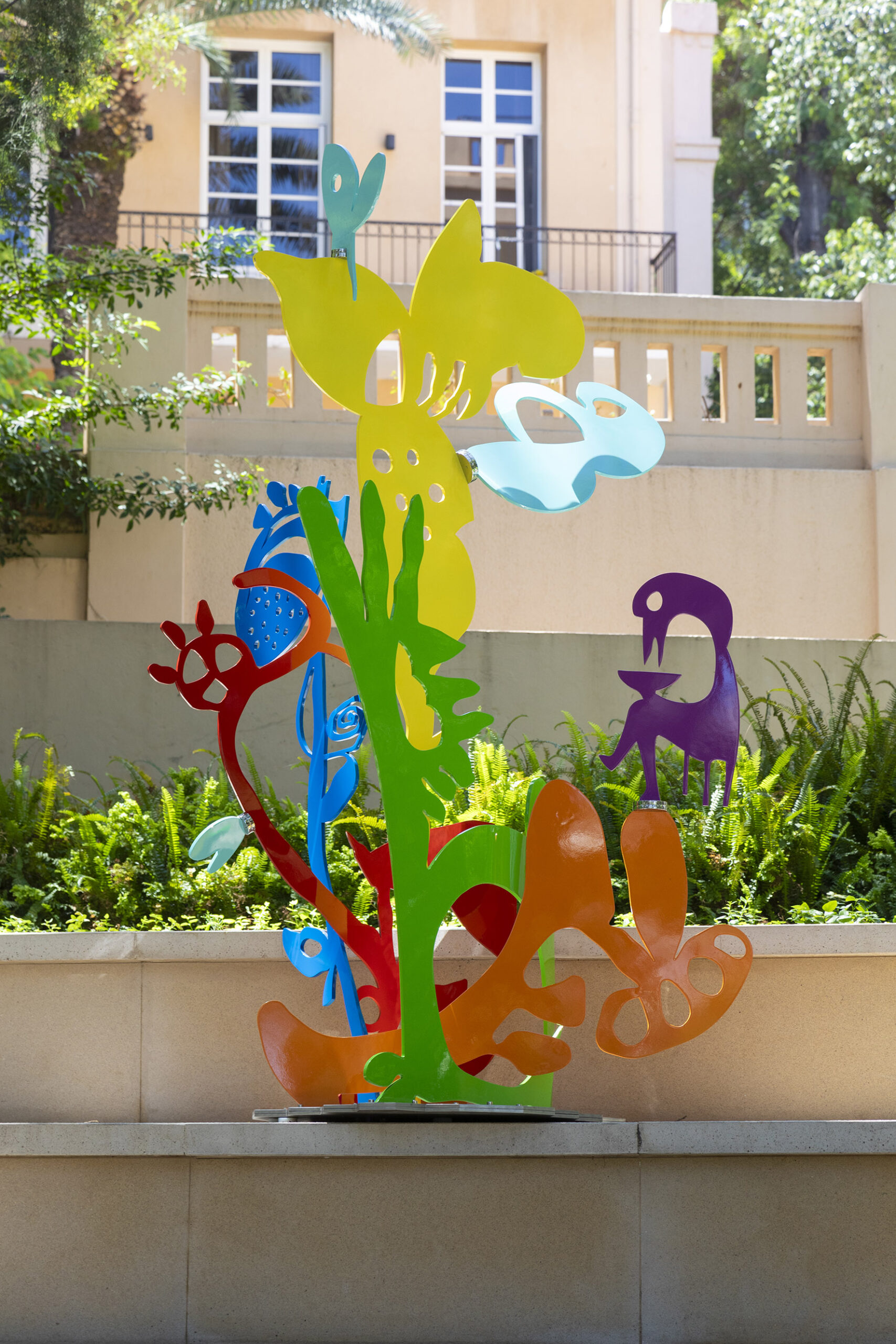 sculpture nadim karam in beirut